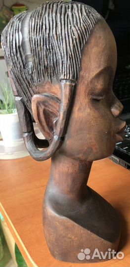 Статуэтка юар