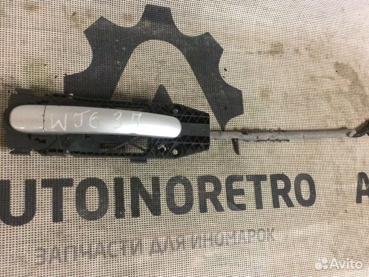 Ручка двери задней правой Golf 6 1K8837206F