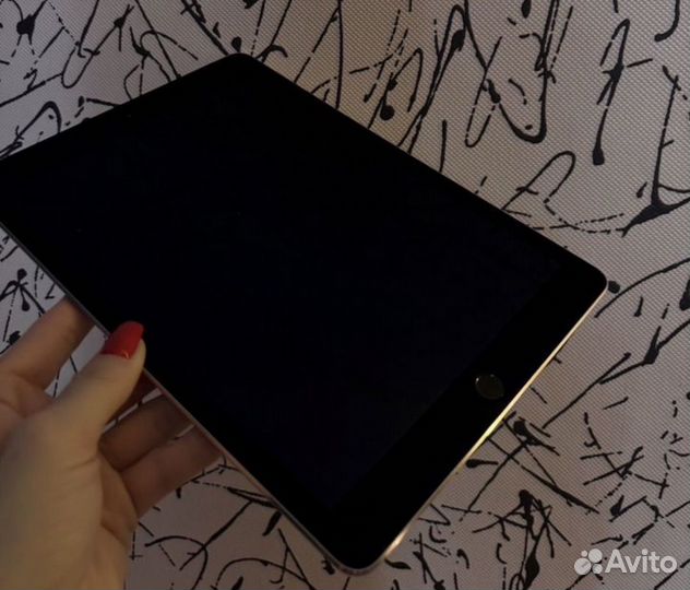 iPad air 2 wifi + sim