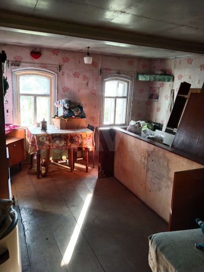 Дом 24,8 м² на участке 10 сот.