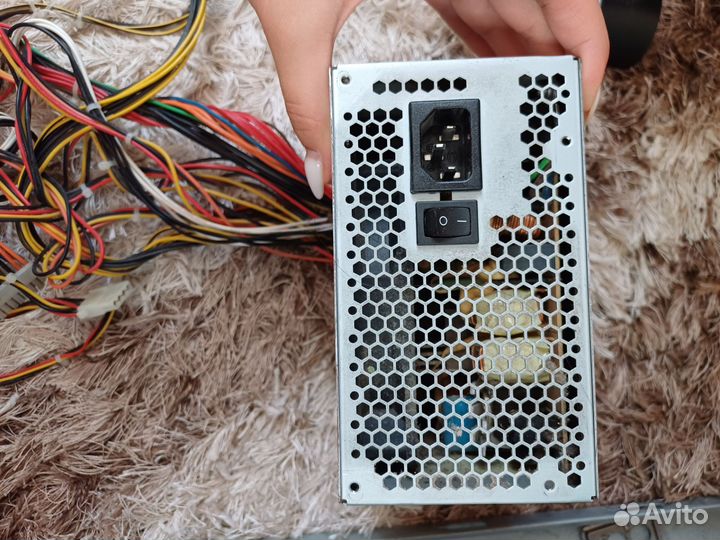 Блок питания Delta 500W GPS-500AB