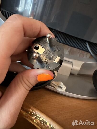 Монитор Sony SDM-HS93, 1280x1024, 75 Гц, MVA 19