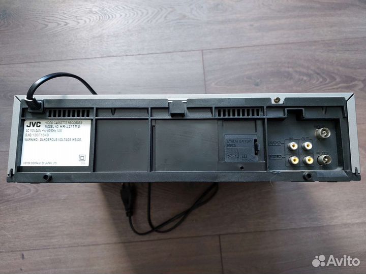 Видеомагнитофон jvc hr-j271ms