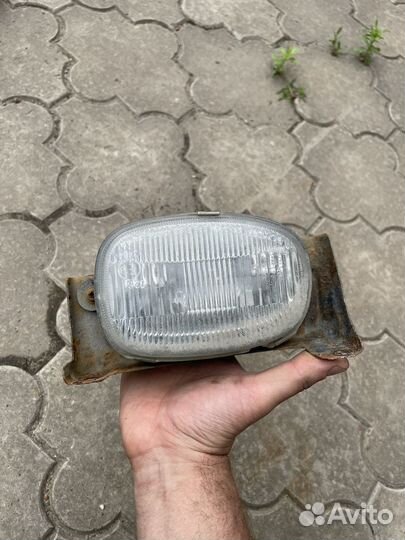 Противотуманные фары toyota celica st202