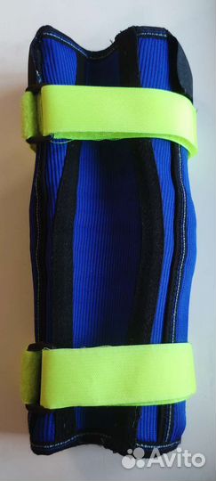 Бандаж на колено детский Тривес с ребрами