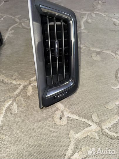 Дефлектор воздушный Toyota Land Cruiser 200