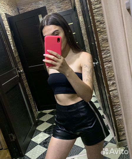 Кожаные шорты