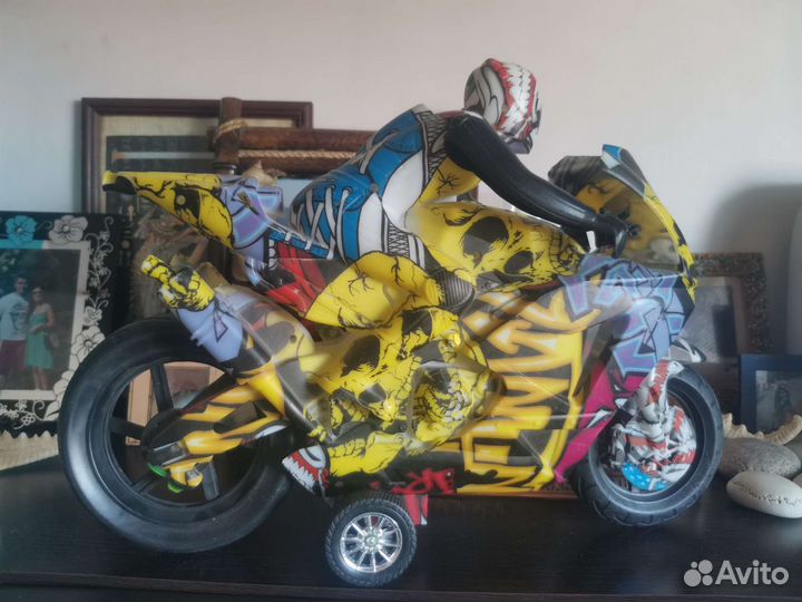 Игрушка мотоциклист(машина)