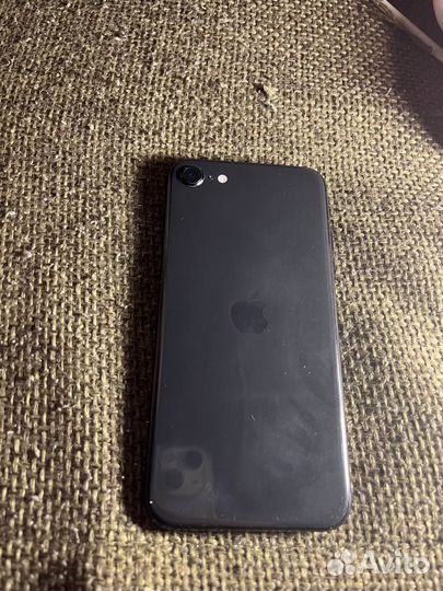 iPhone SE (2020), 64 ГБ