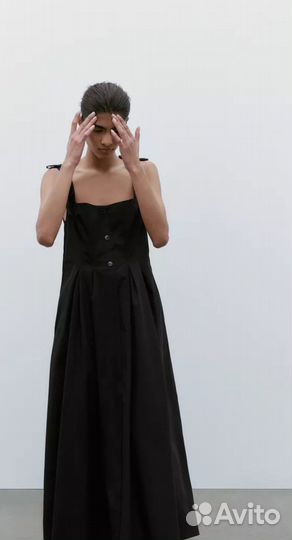 Платье Zara Лимитированная серия New 2025