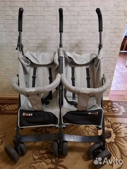 Коляска трость для двойни