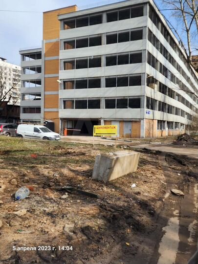 Машиноместо, 16 м²