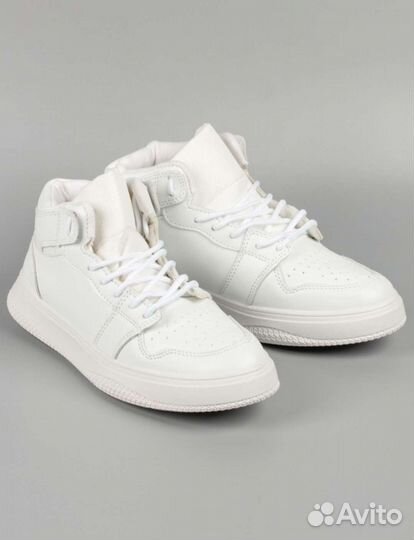 Кроссовки 36