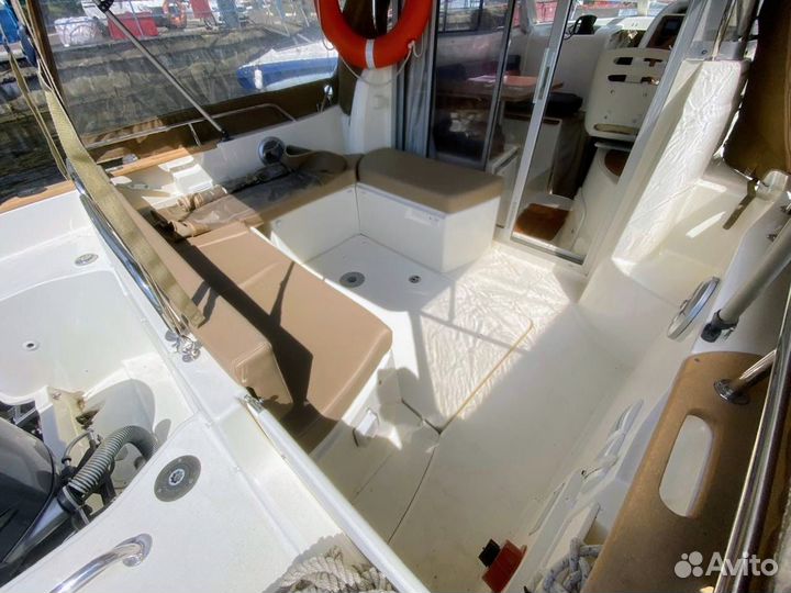 Моторный катер Merry Fisher 725