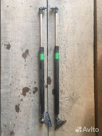 Амортизатор капота багажника Mercedes w211 x204