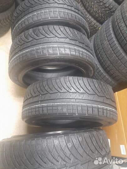 Michelin Pilot Alpin 245/710 R21 117T
