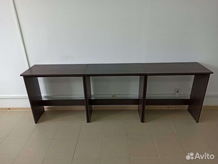 Стол письменный мини, для ноутбука