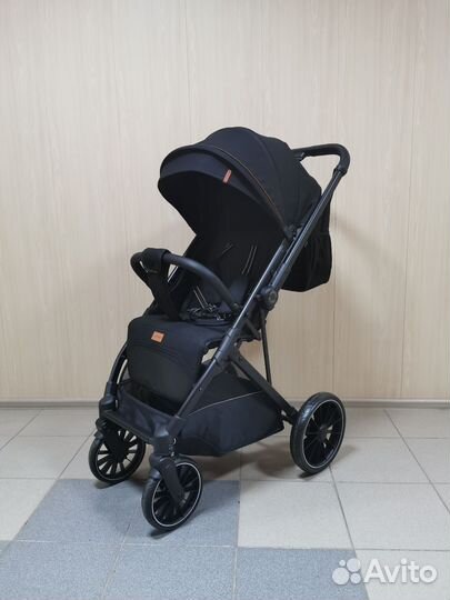 Коляска с перекидной ручкой Luxmom H2 новая