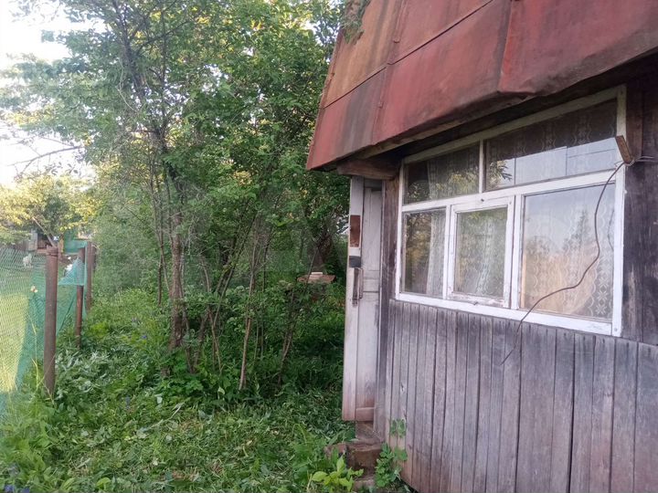 Дом 24 м² на участке 3,7 сот.