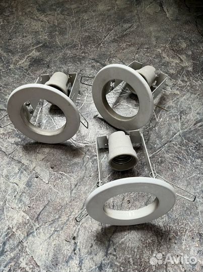 Точечный светильник 3шт