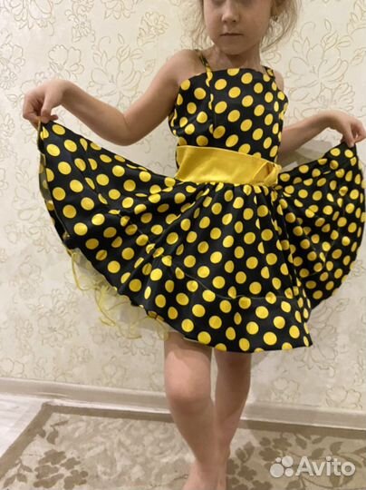 Платье в горошек для девочки