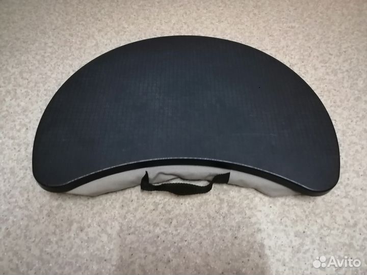 Столик-подушка