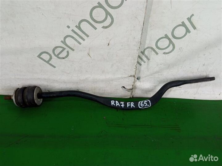 Рычаг подвески передний правый Honda Odyssey RA7