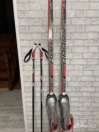 Лыжи беговые 185 см, палки 130см, ботинки 38р
