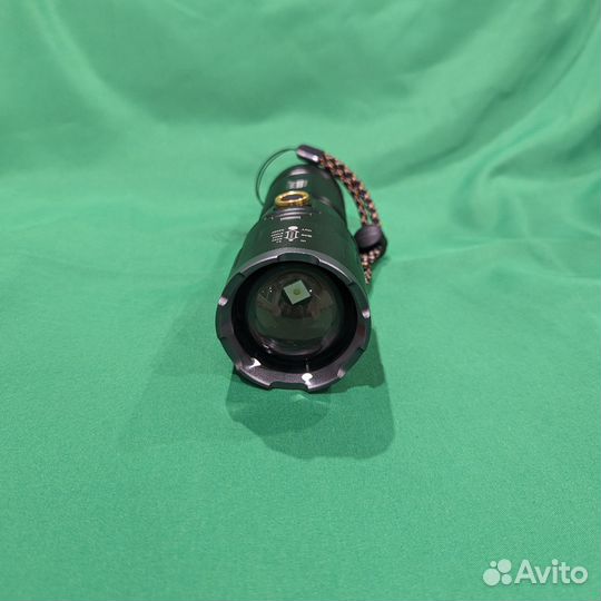 Ручной фонарь светодиодный PN-072 1000 люмен 20Вт