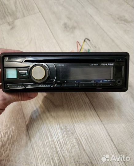 Pioneer carrozzeria deh4300 и alpine cde180r