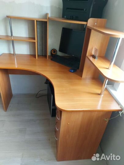 Компьютерный стол бу
