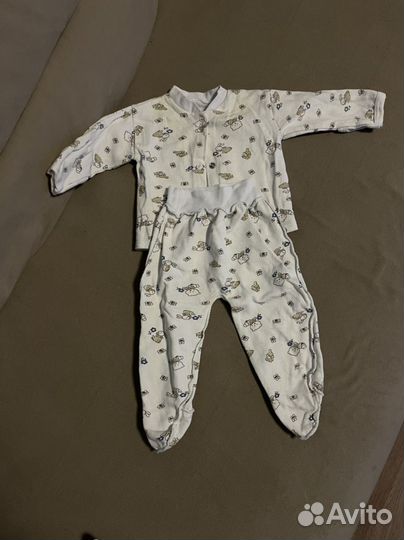 Одежда для новорожденных 50,56 пакетом