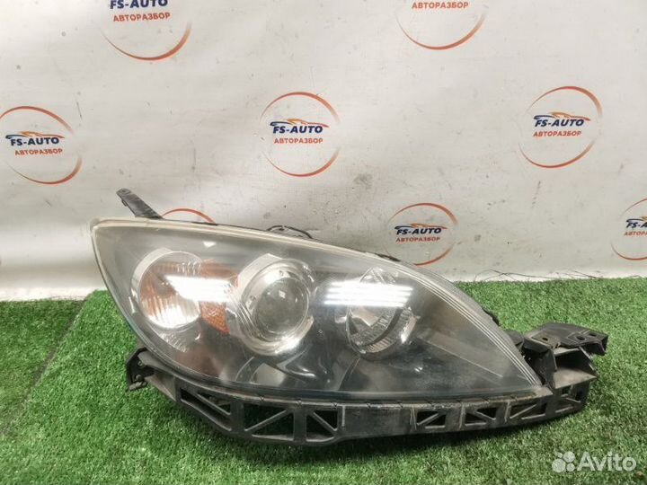 Фара ксеноновая передняя правая Mazda 3 хетчбек BK