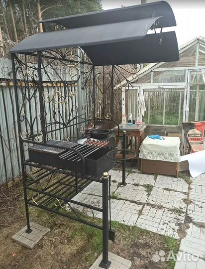 Кованый мангал с печью