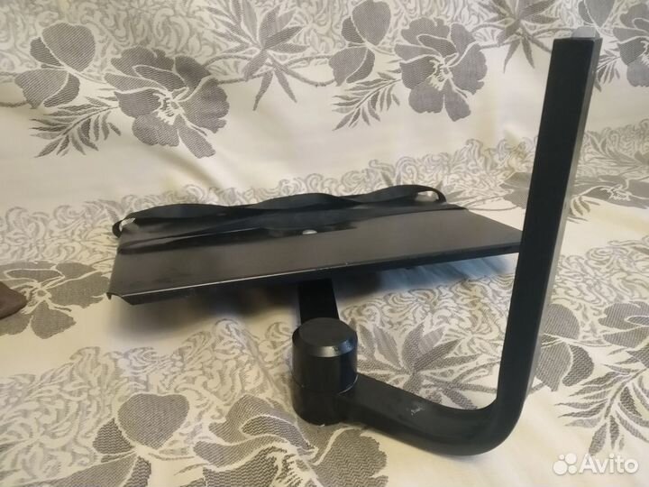 Кронштейн для телевизора настенный