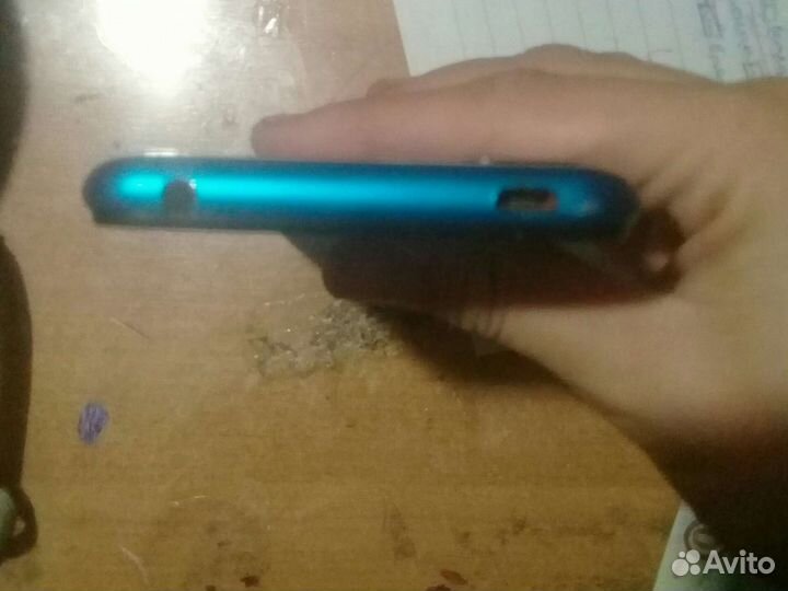 Телефон на запчасти не работает ител а 17