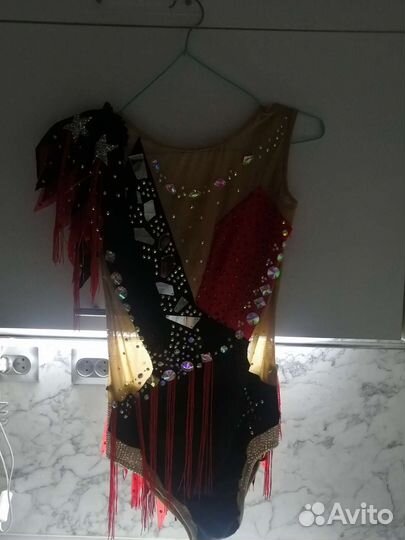 Купальник для художественной гимнастики