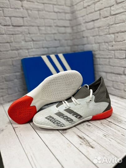 Футзалки adidas predator