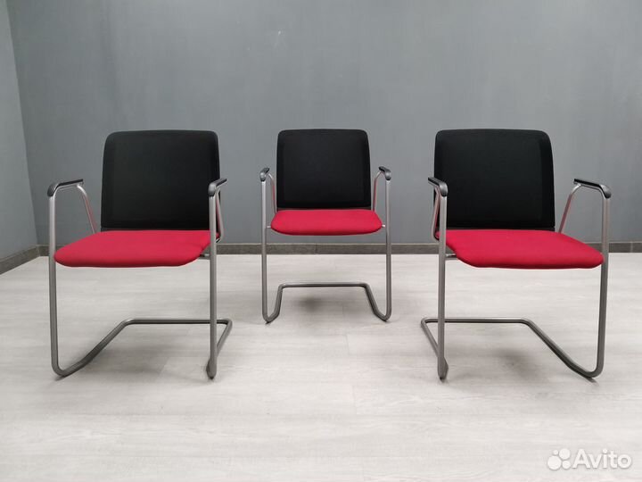 Стул офисный