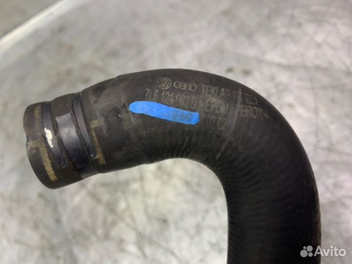 Шланг системы охлаждения Volkswagen Touareg 2002-2