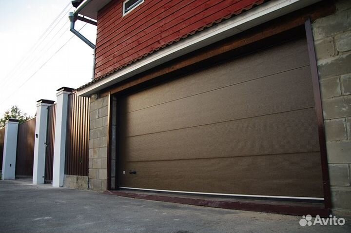Секционные ворота гаражные автоматические