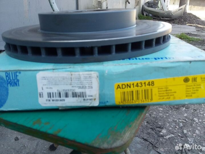 Тормозные диски Nissan mikra,marsh
