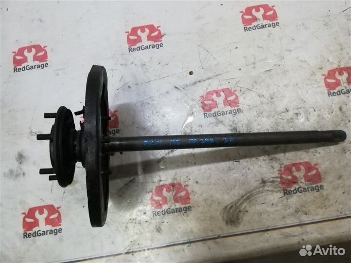 Полуось моста задний правый Toyota Hiace KZH106W