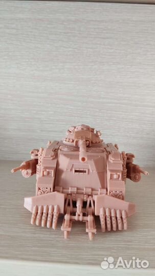 Боевой танк Deimos Pattern Predator. Warhammer