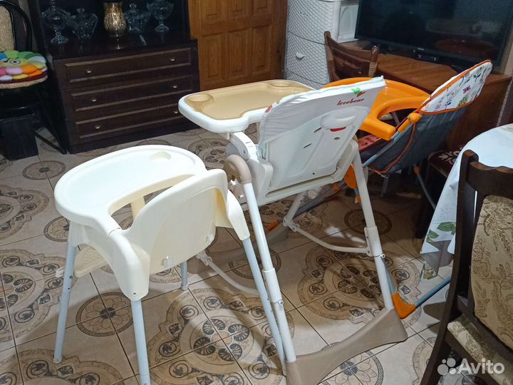 Продаю стульчики для кормления