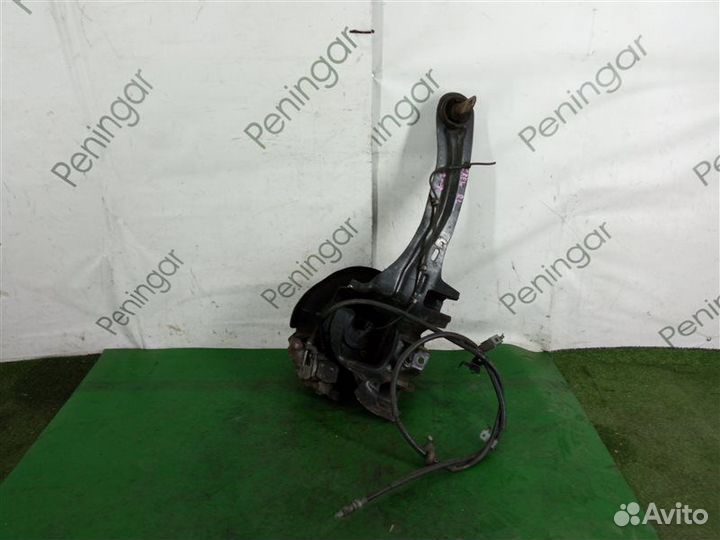 Ступица (кулак, цапфа) задняя левая Mazda Premacy