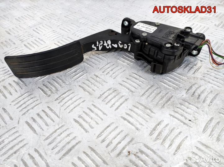 Педаль газа Renault Logan 8200386506