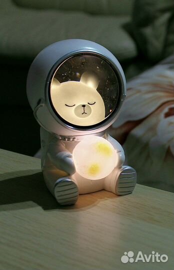 Детский ночник мишка-космонавт