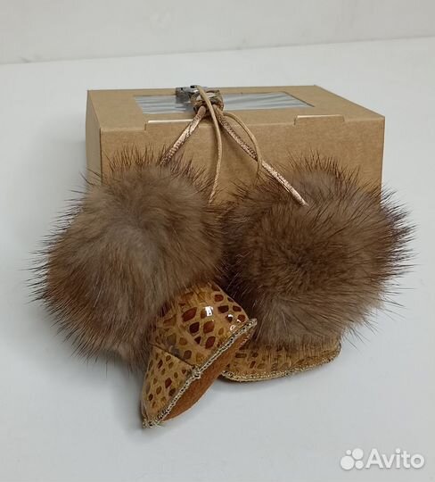 Меховые сувениры