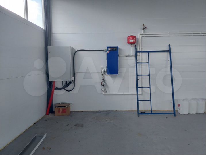 Теплый склад, производство 720 м². 1 этаж. Ворота